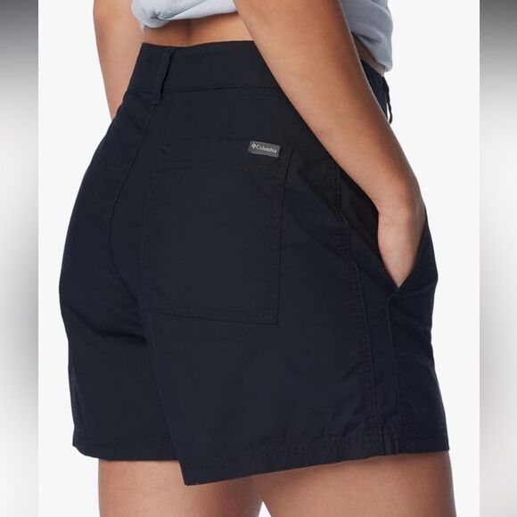 Columbia Black Cargo Shorts Lightweight Sporty Casual Vacation Outdoor Gift NWT - Picture 2 of 14